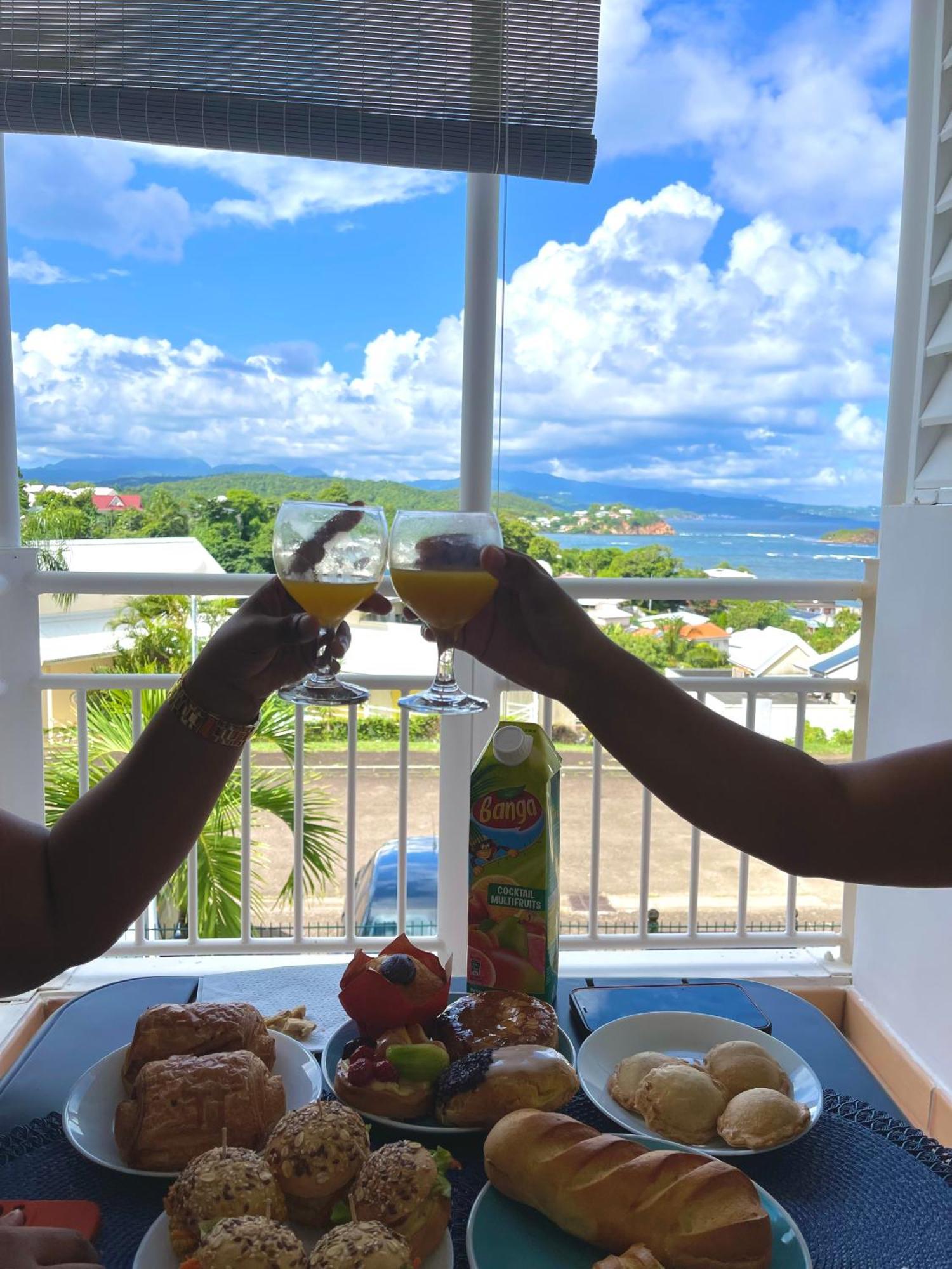 Appartement Vue Mer A 2 Minutes A Pied Des Plages Tartane Ла-Трините Экстерьер фото